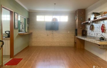 Casa em Condomínio Fechado – Chácaras Colorado
