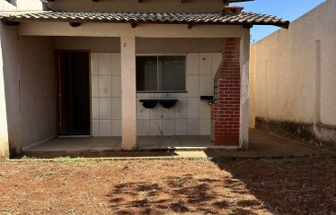 Casa 2/4 (02 quartos) – Setor dos Bandeirantes, Trindade – Goiás