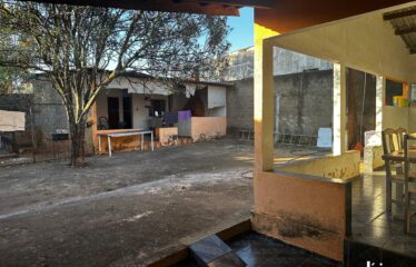Casa de 2QTS Avenida Raimundo Carlos Costa E Silva, Res. América.