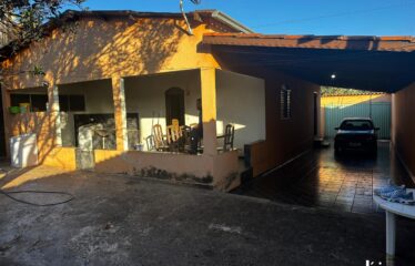 Casa de 2QTS Avenida Raimundo Carlos Costa E Silva, Res. América.